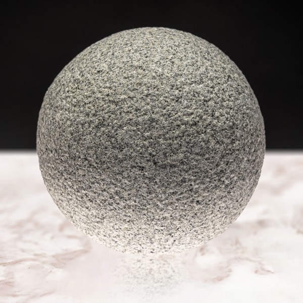 Granit-Kugel grau, gestockt