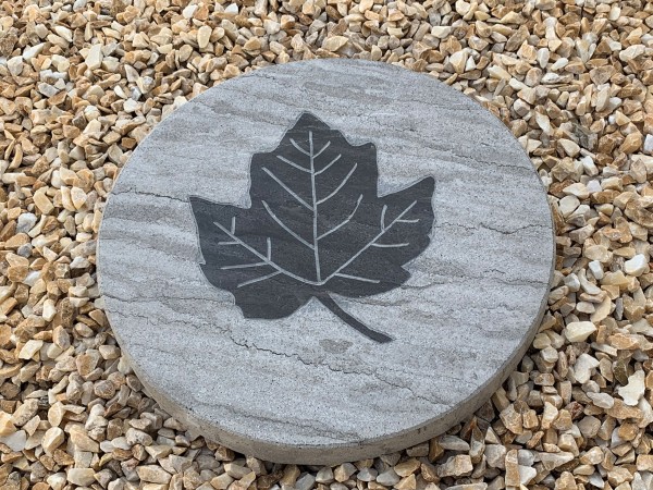 Limestone-Trittplatte Leaf